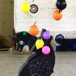 Loup et ballons de baudruche